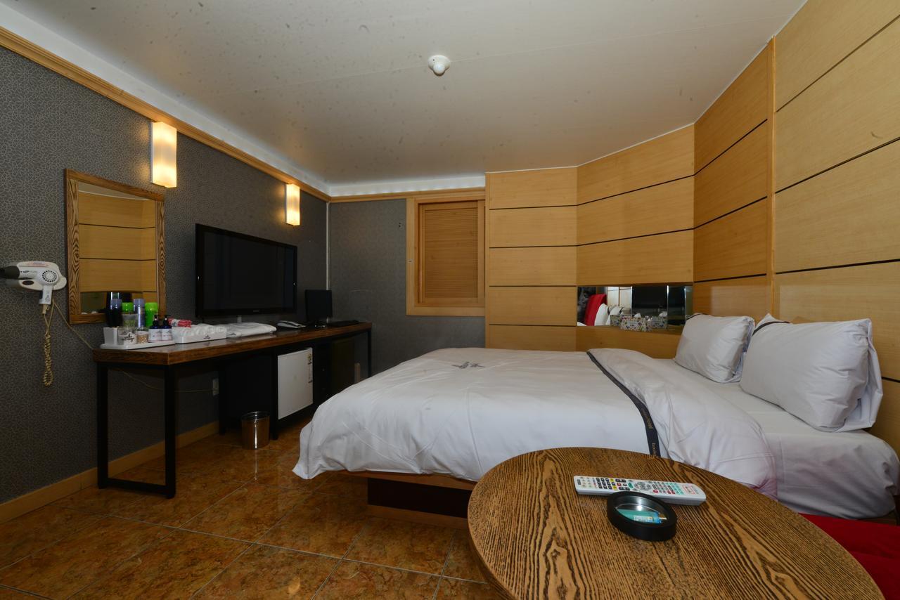 Daegu Mellow Motel Εξωτερικό φωτογραφία